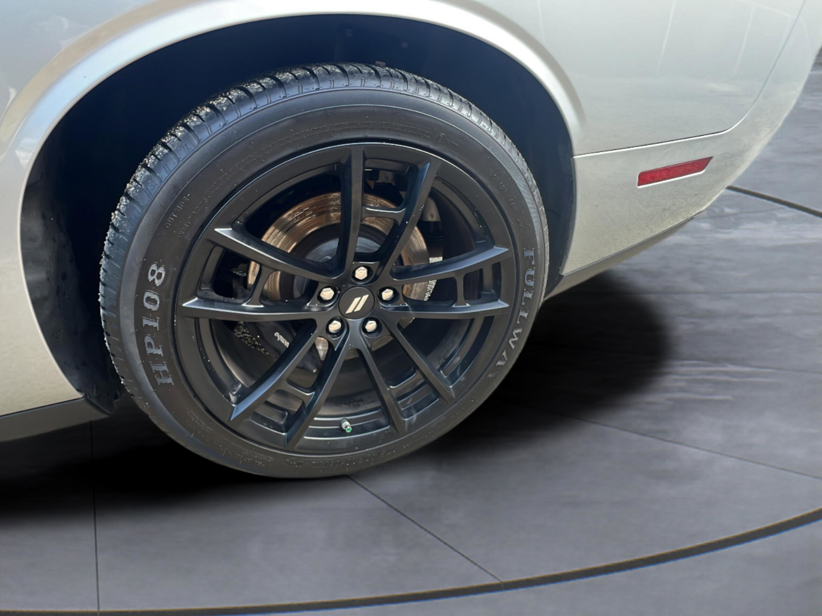 Used 2023 Dodge Challenger R/T Scat Pack w/ T/A Package image 18