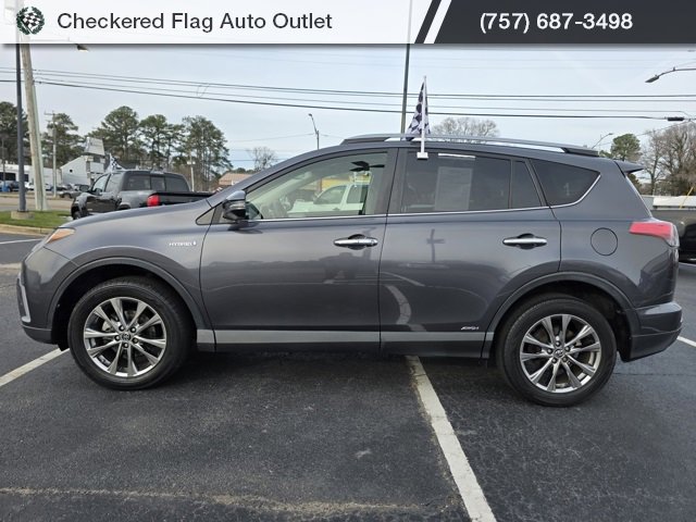 Used 2017 Toyota RAV4 Limited image 3