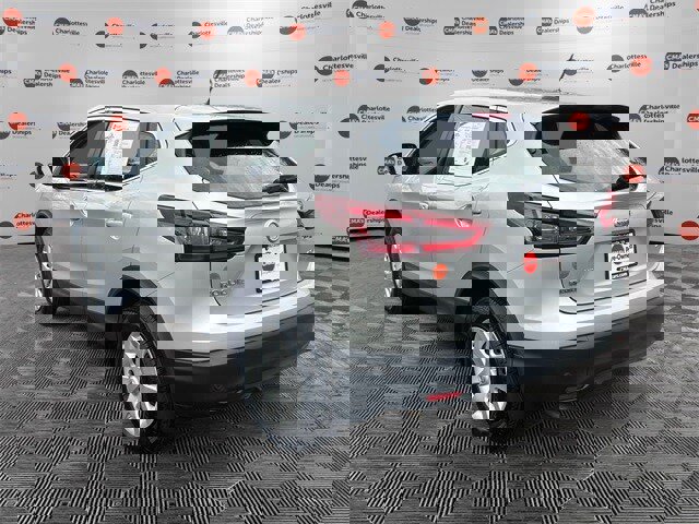 Used 2020 Nissan Rogue Sport S image 3