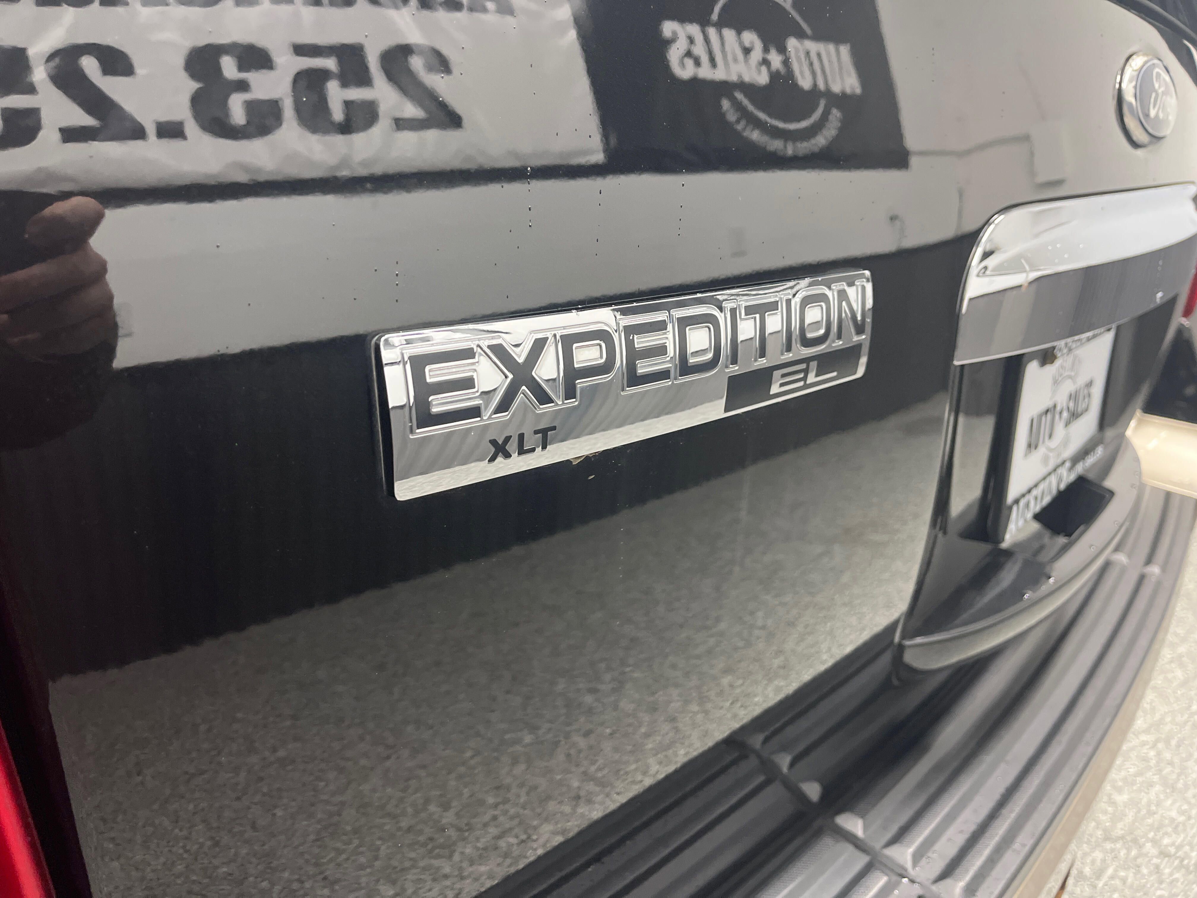 Used 2014 Ford Expedition EL XLT w/ Equipment Group 202A image 9