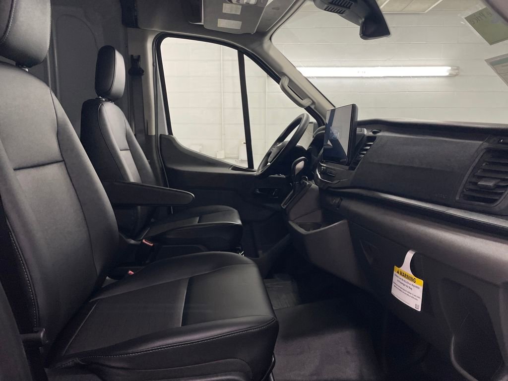 New 2026 Ford Transit 250 148 Medium Roof image 27