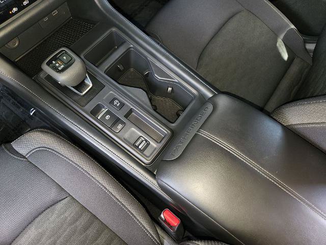 Certified 2025 Nissan Pathfinder S FWD image 23