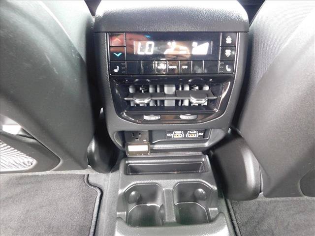 Used 2025 Jeep Grand Cherokee L Limited w/ Black Appearance Package AWD/4WD image 26