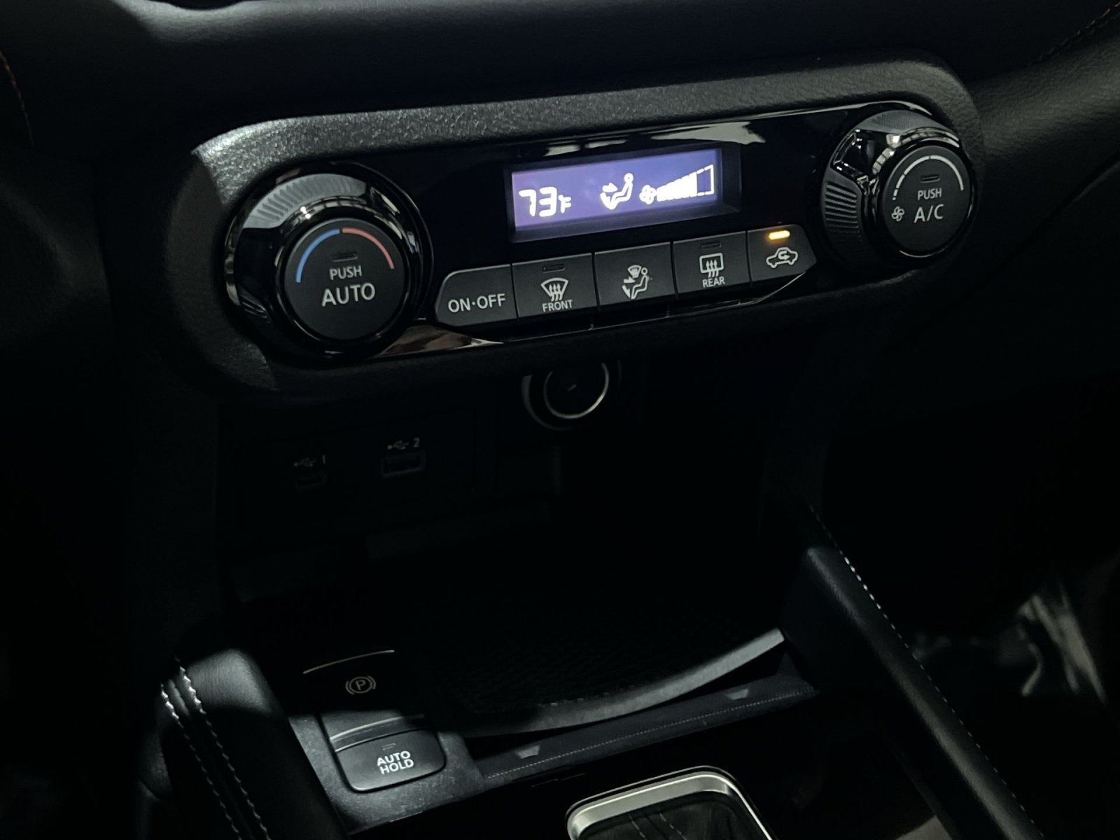 Used 2023 Nissan Kicks SR FWD image 25