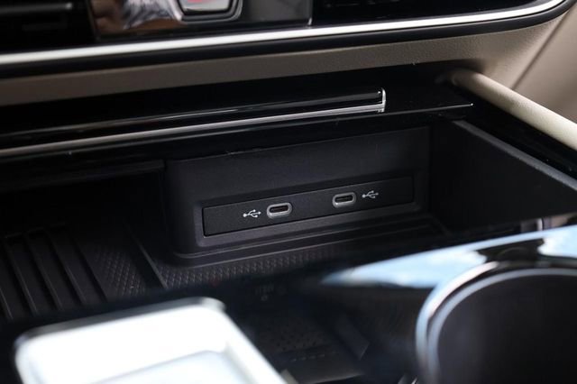 New 2026 Volkswagen Atlas SE image 18