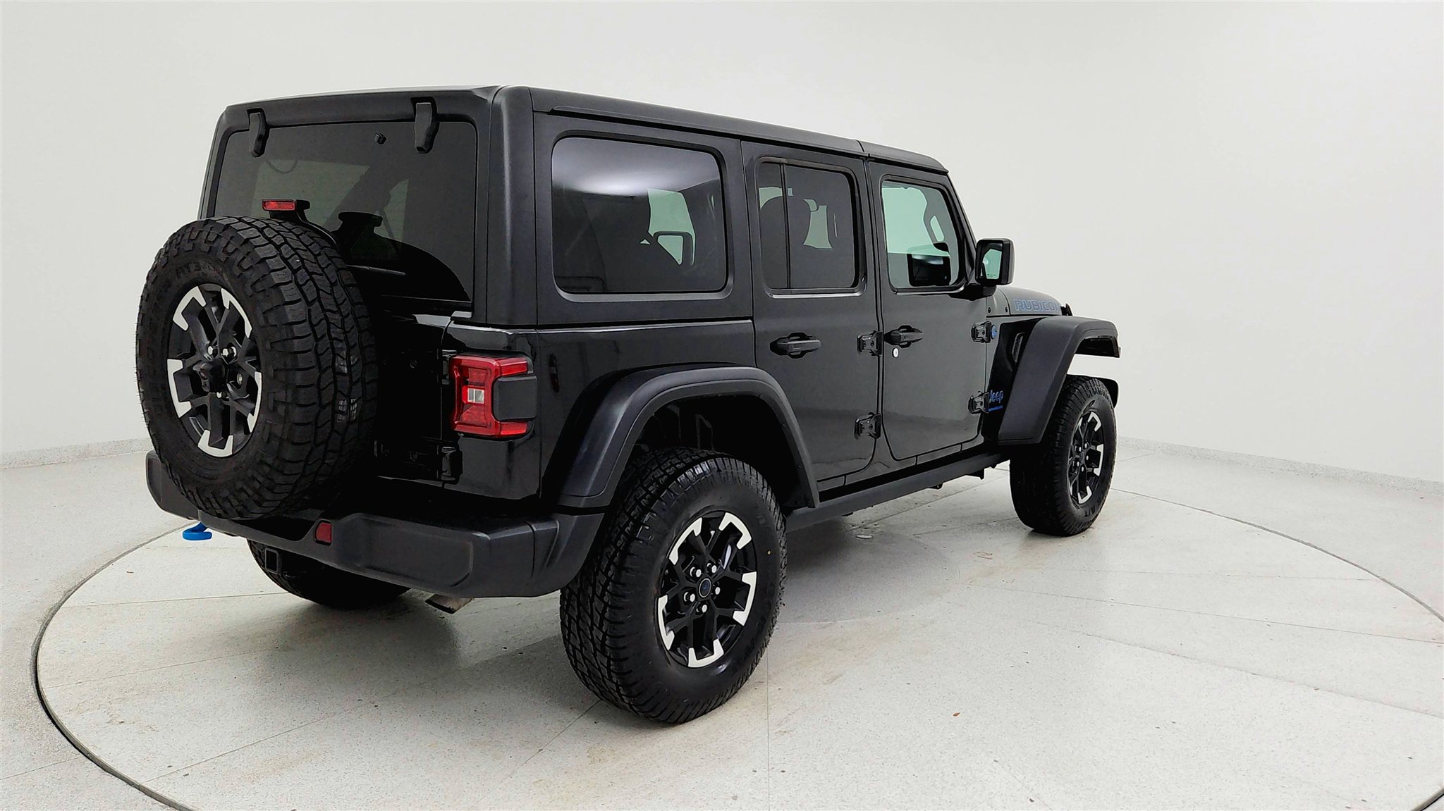 Used 2024 Jeep Wrangler Unlimited Rubicon 4xe image 4
