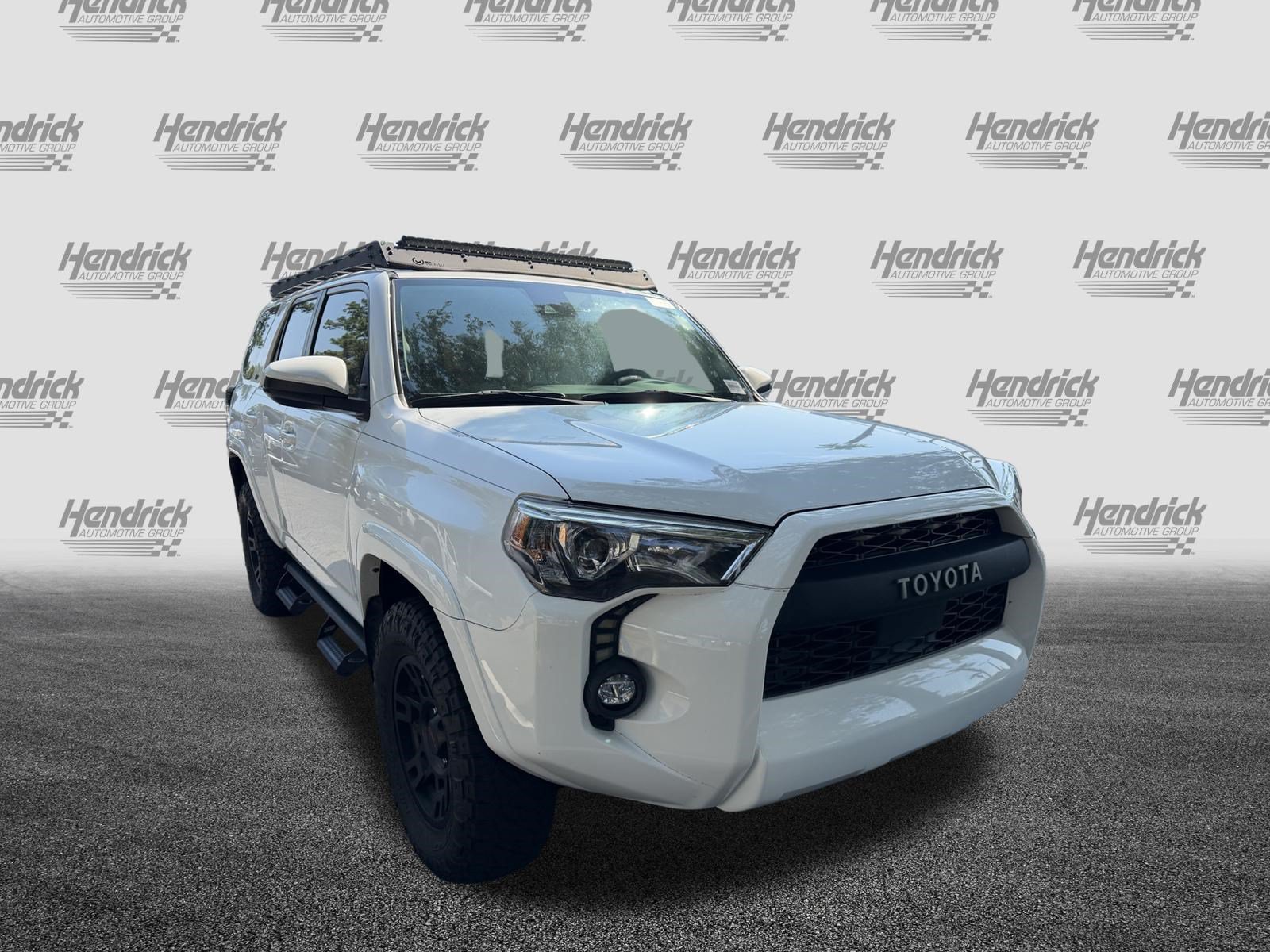 Used 2023 Toyota 4Runner SR5 AWD/4WD image 2