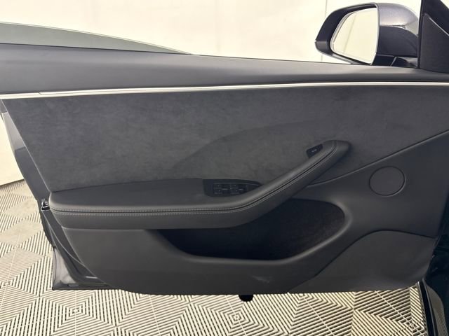 Used 2025 Tesla Model 3 Long Range image 30