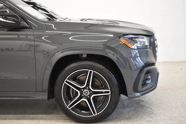 New 2026 Mercedes-Benz GLS 450 4MATIC image 13