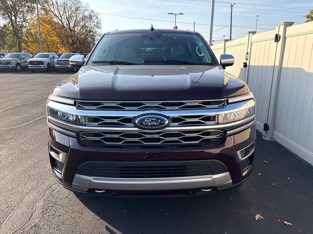 Used 2024 Ford Expedition Max Platinum AWD/4WD image 5