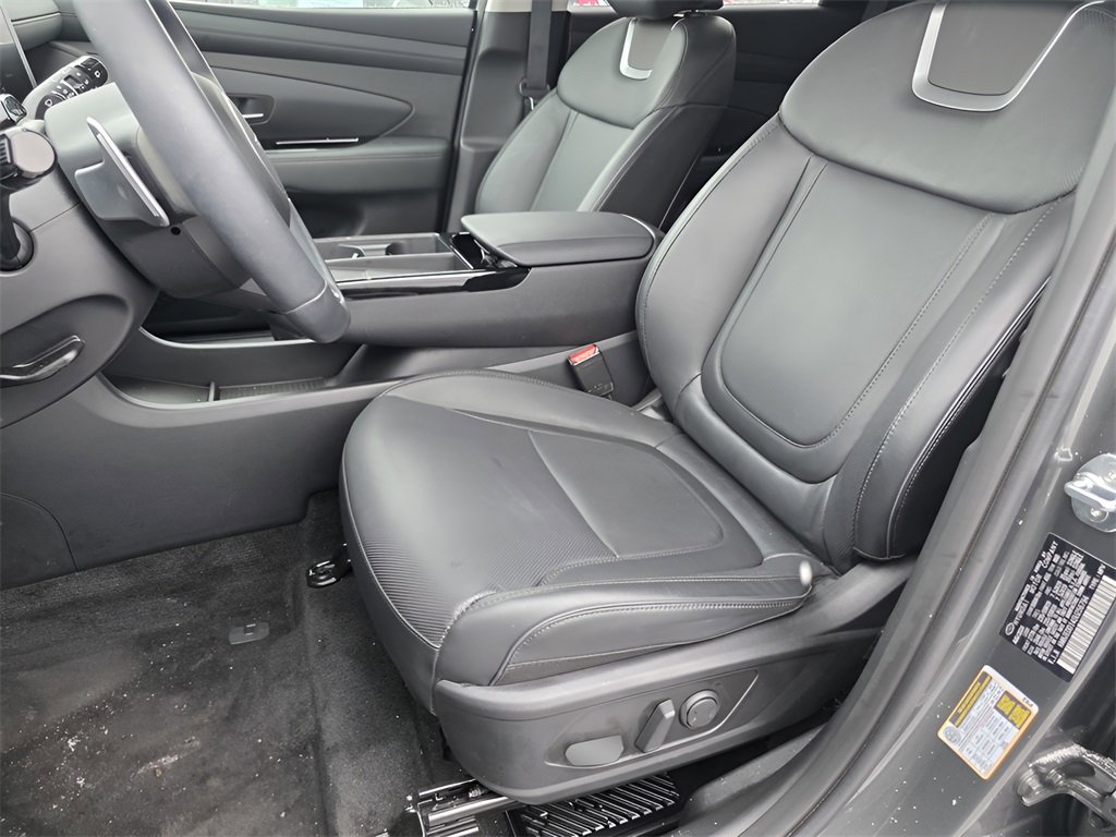 Certified 2025 Hyundai Tucson Limited image 21