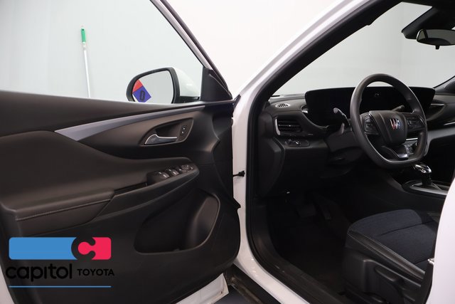Used 2026 Buick Envista Preferred FWD image 8