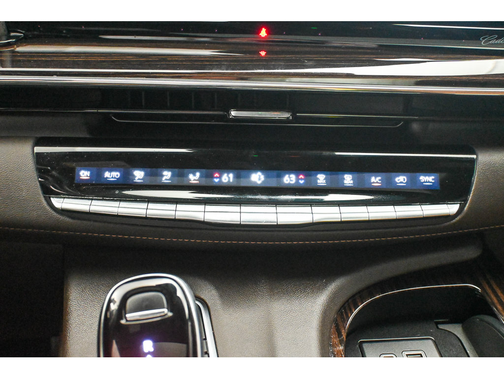Used 2023 Cadillac Escalade Premium Luxury AWD/4WD image 46