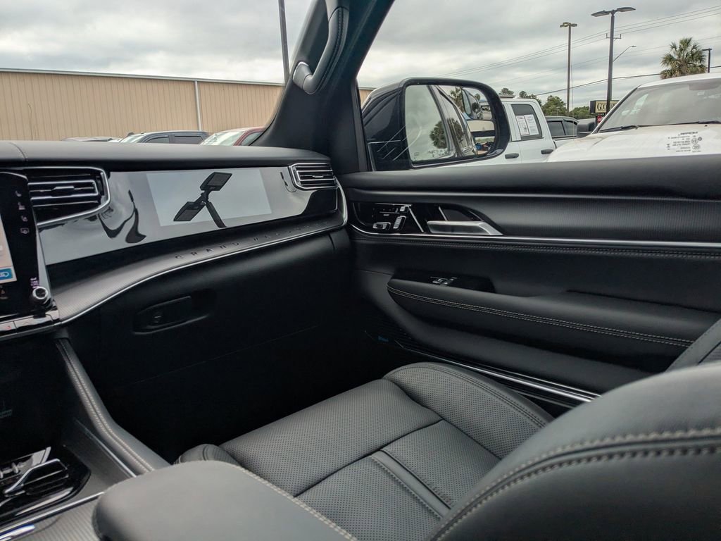 New 2026 Jeep Grand Wagoneer Summit AWD/4WD image 20