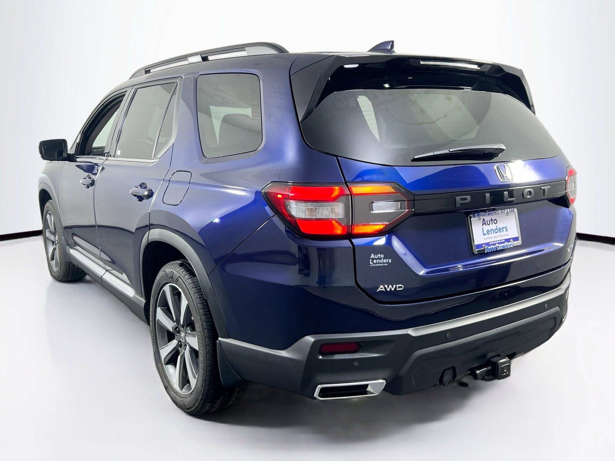 Used 2024 Honda Pilot Elite image 7