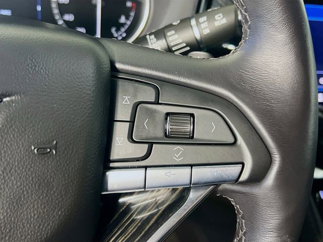 Used 2024 Cadillac XT6 Premium Luxury FWD image 18