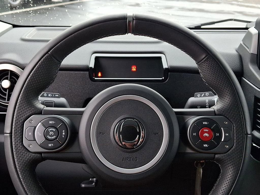 Used 2025 INEOS Grenadier Fieldmaster Edition image 19