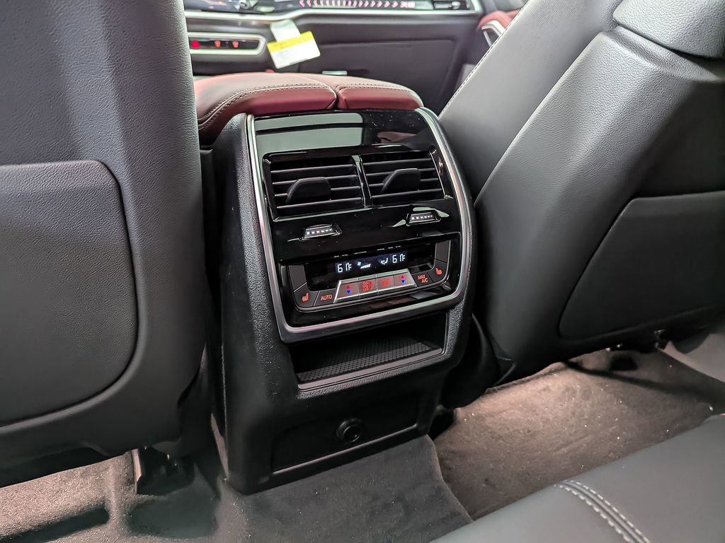 New 2026 BMW X6 xDrive40i image 29