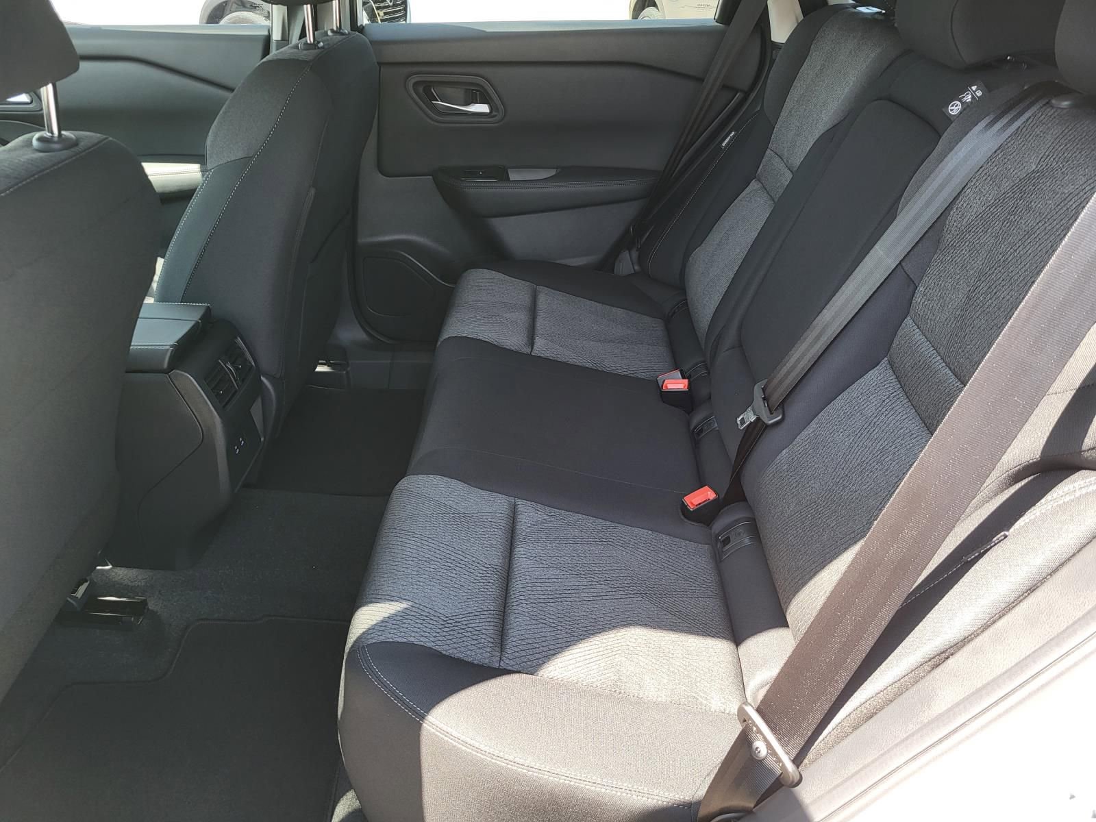 New 2026 Nissan Rogue SV image 14