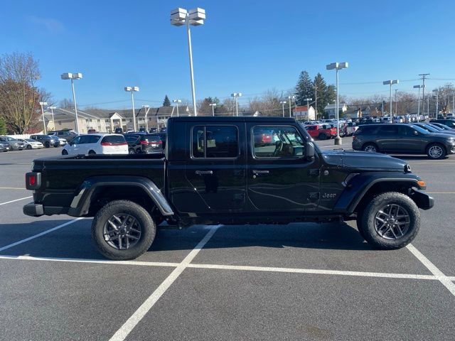 New 2026 Jeep Gladiator Sport AWD/4WD image 9