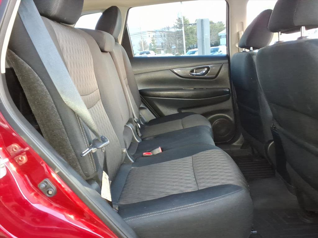 Used 2018 Nissan Rogue SV w/ Premium Package image 20