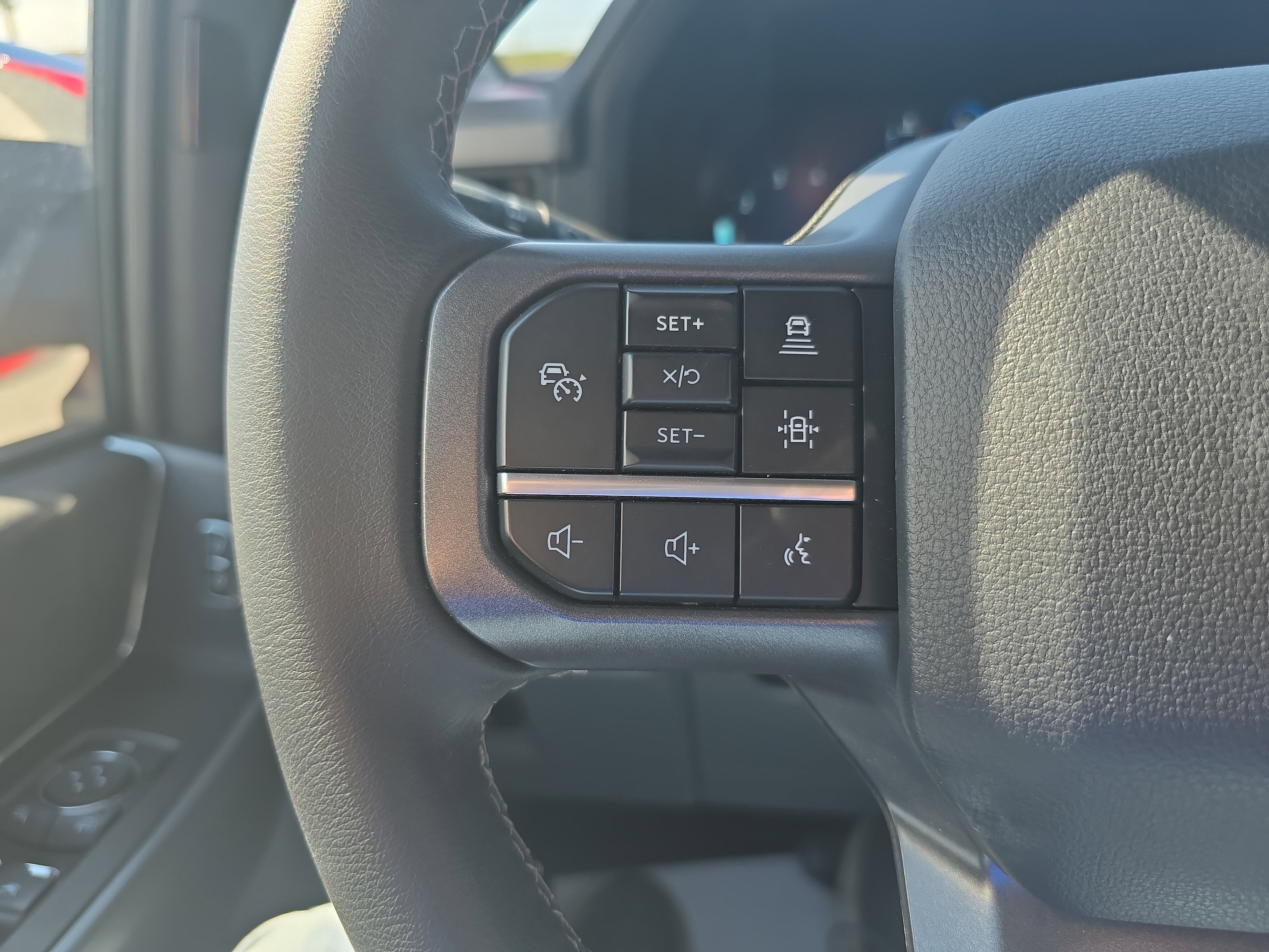 Used 2024 Ford F150 XLT w/ Equipment Group 302A MID image 22