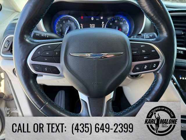Used 2021 Chrysler Pacifica Touring-L w/ Premium & Safety Sphere Group FWD image 16