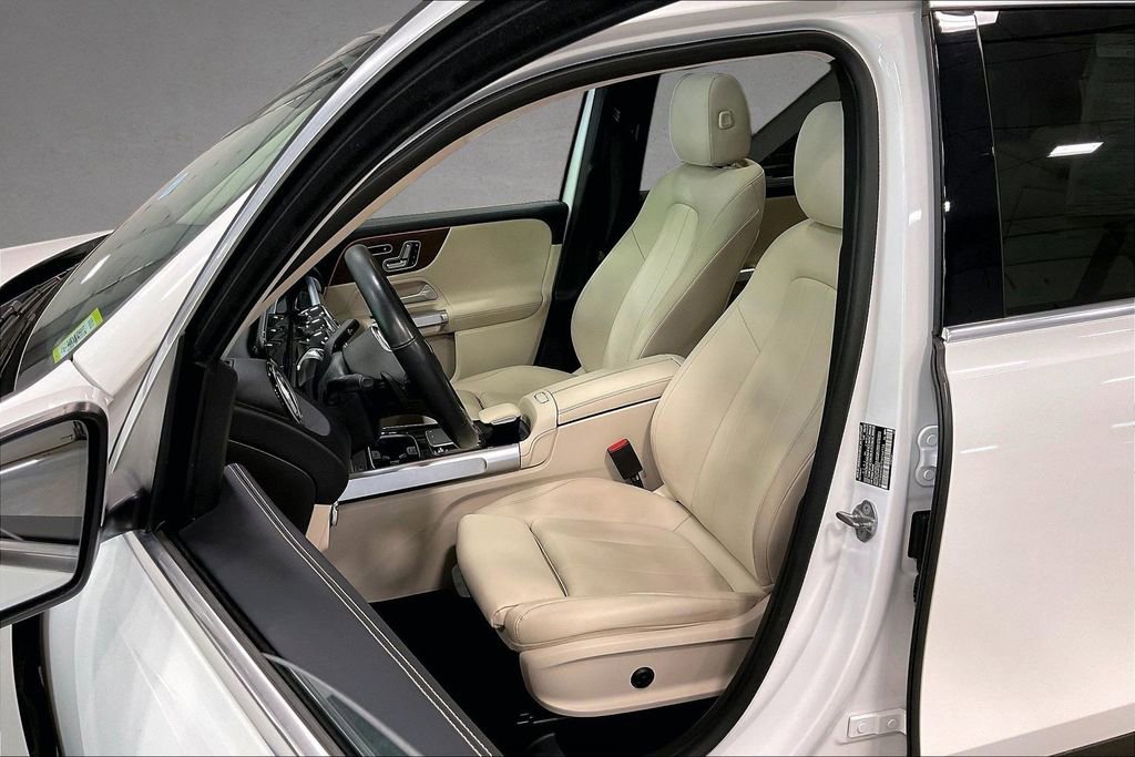 Used 2023 Mercedes-Benz GLB 250 4MATIC image 21
