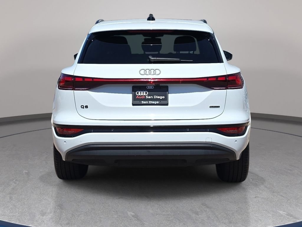 Used 2025 Audi Q6 e-tron Premium Plus w/ Premium Plus AWD/4WD image 7