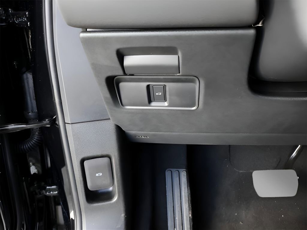 New 2026 Land Rover Range Rover Evoque Dynamic SE image 35