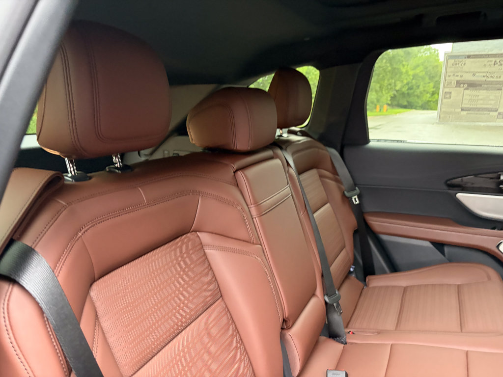 New 2026 Lincoln Nautilus Reserve AWD/4WD image 27