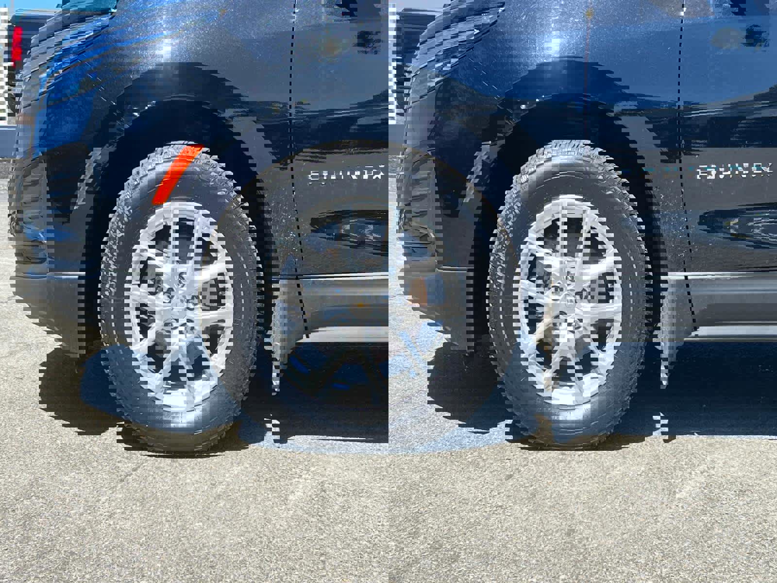 Certified 2023 Chevrolet Equinox LS w/ Driver Confidence II Package image 11