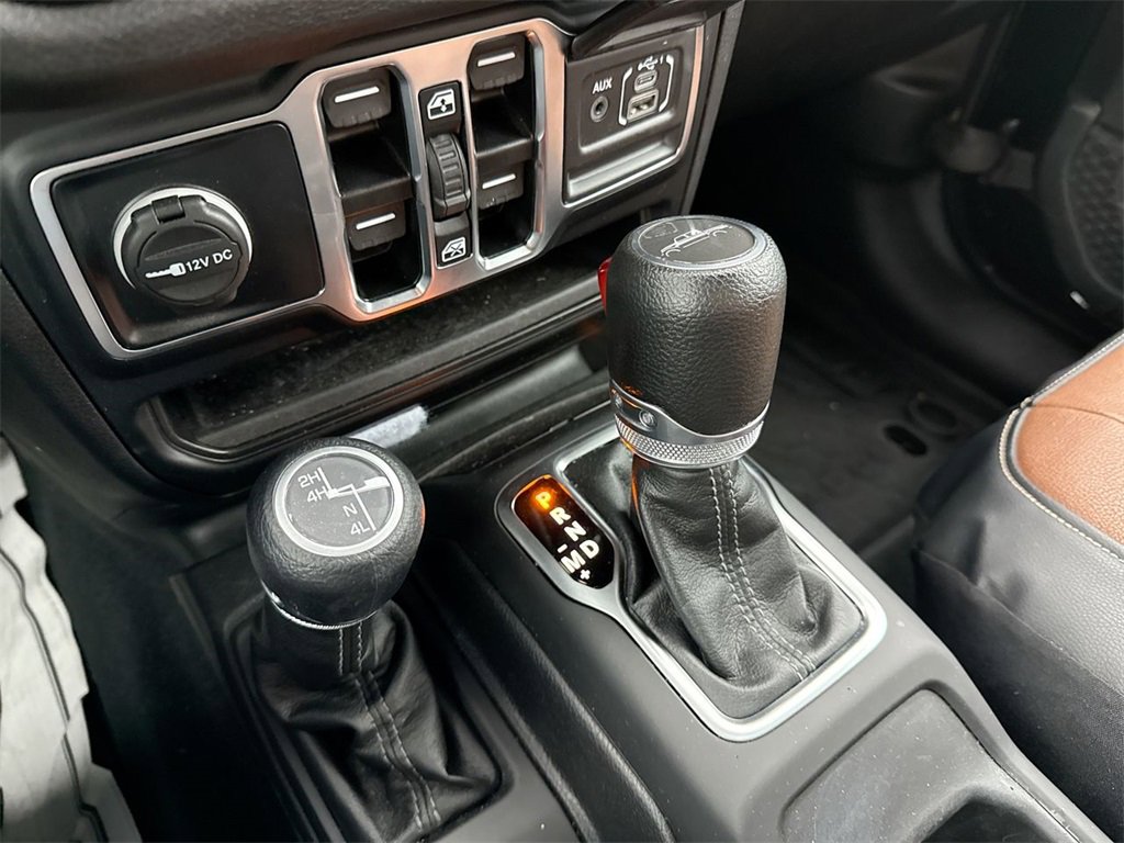 Used 2024 Jeep Gladiator Sport image 19