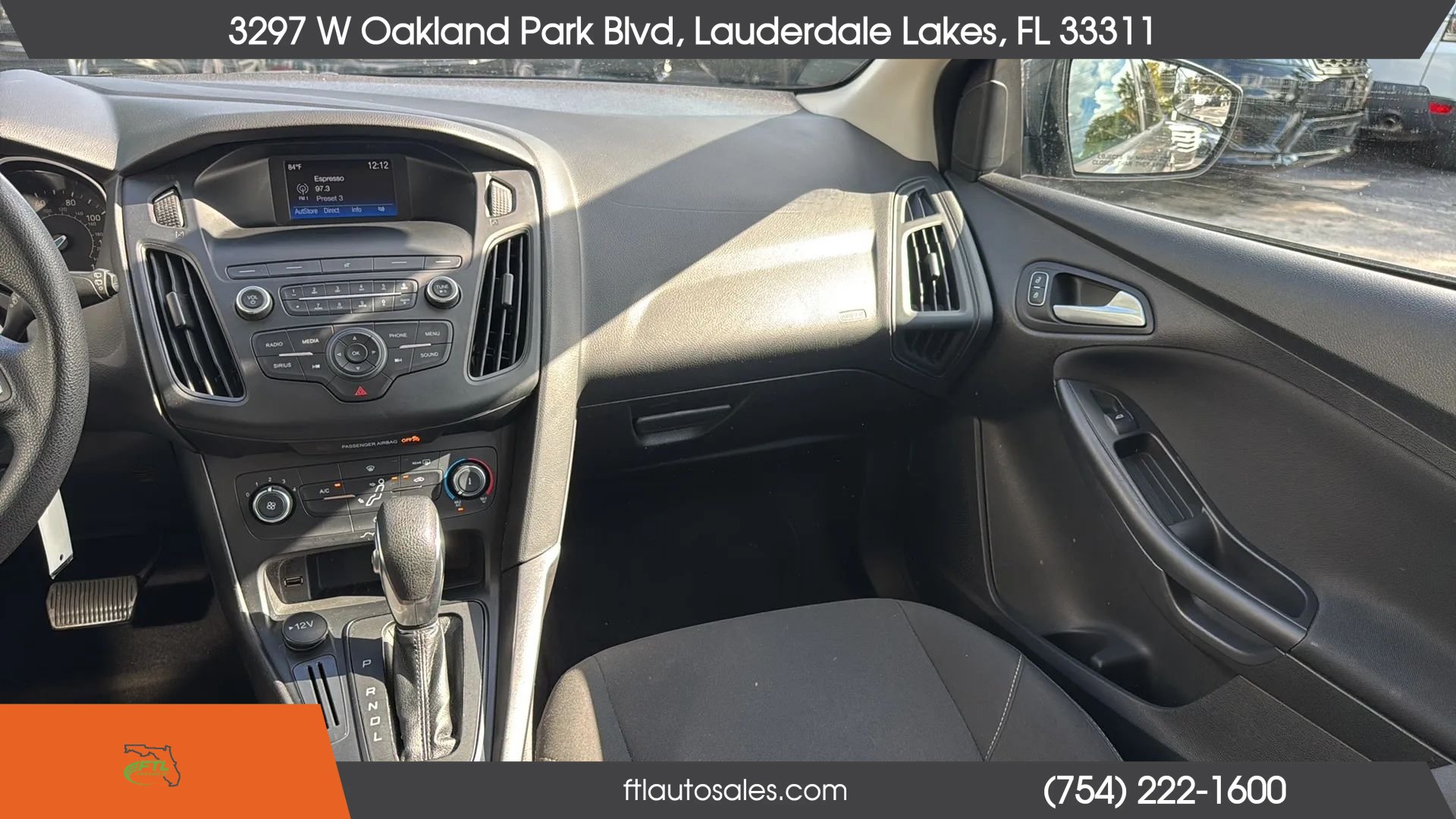 Used 2018 Ford Focus SE FWD image 32