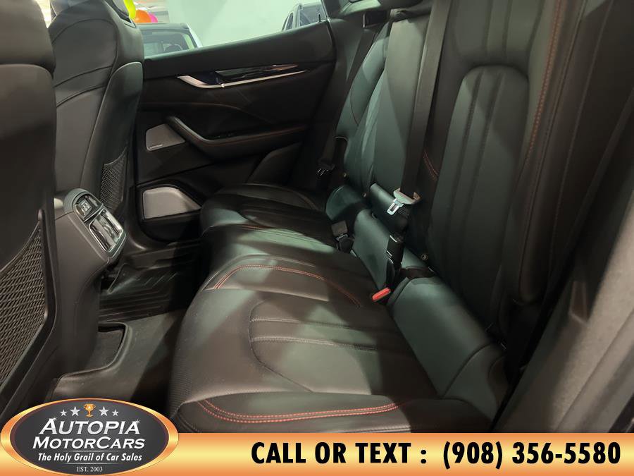 Used 2019 Maserati Levante GranSport image 16