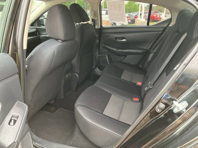 Used 2022 Nissan Sentra SV FWD image 10