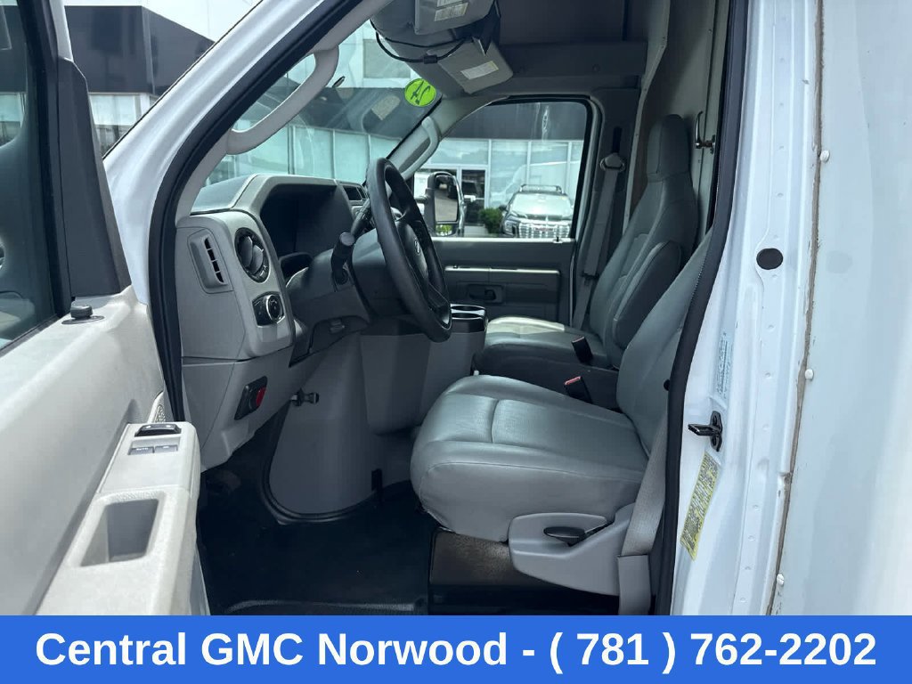 Used 2024 Ford E-350 and Econoline 350 Super Duty w/ Power Windows & Locks Group RWD image 16