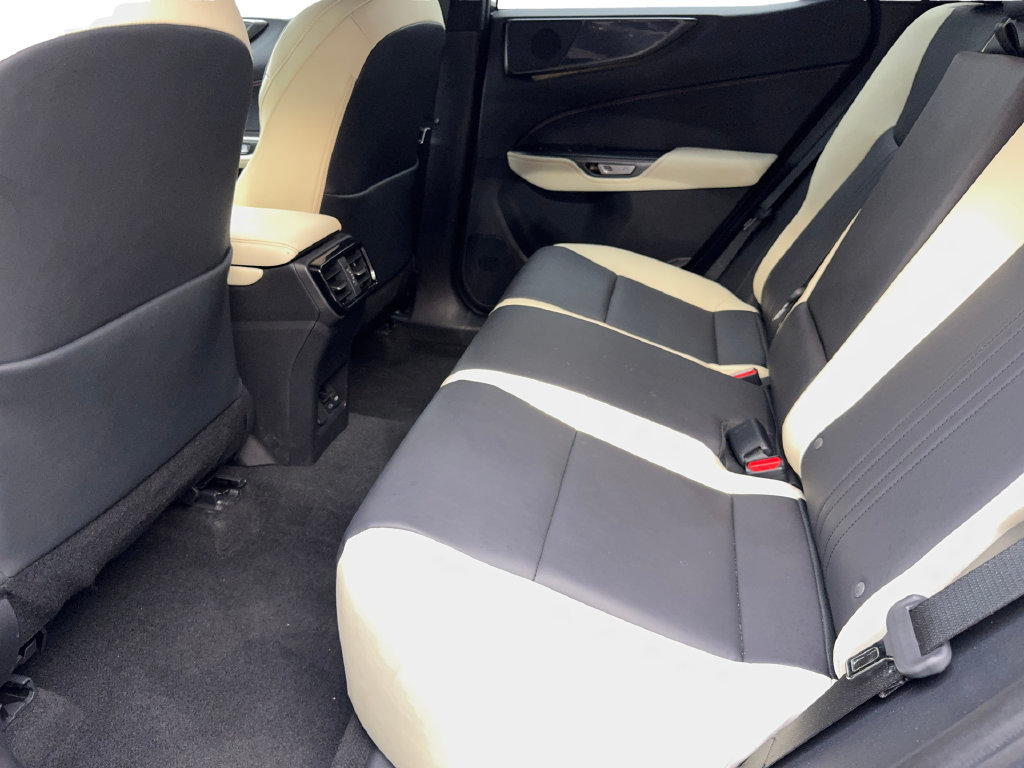 Used 2023 Lexus NX 250 FWD w/ Towing Package (2000 Lbs) image 34