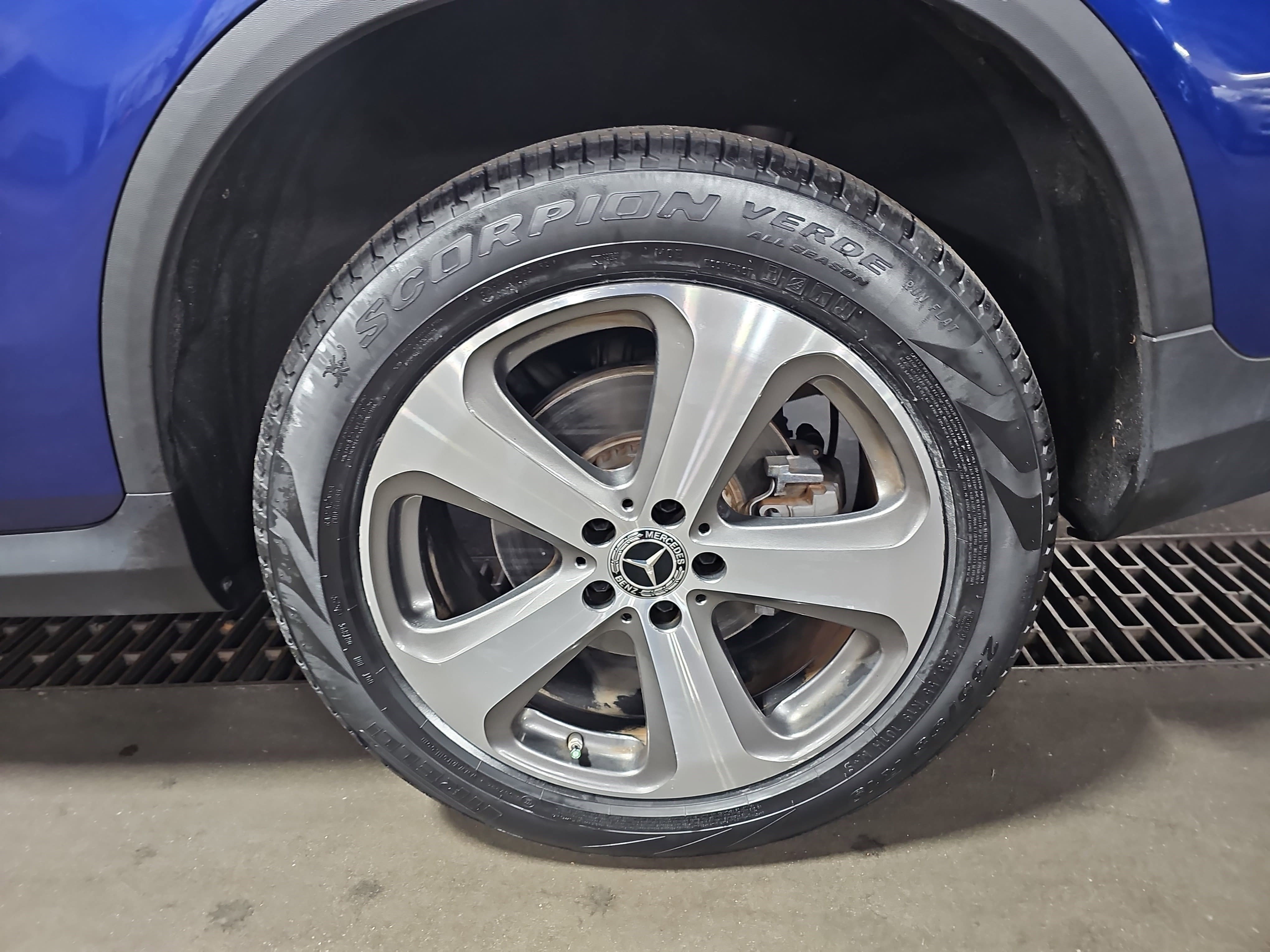 Used 2019 Mercedes-Benz GLC 300 image 34