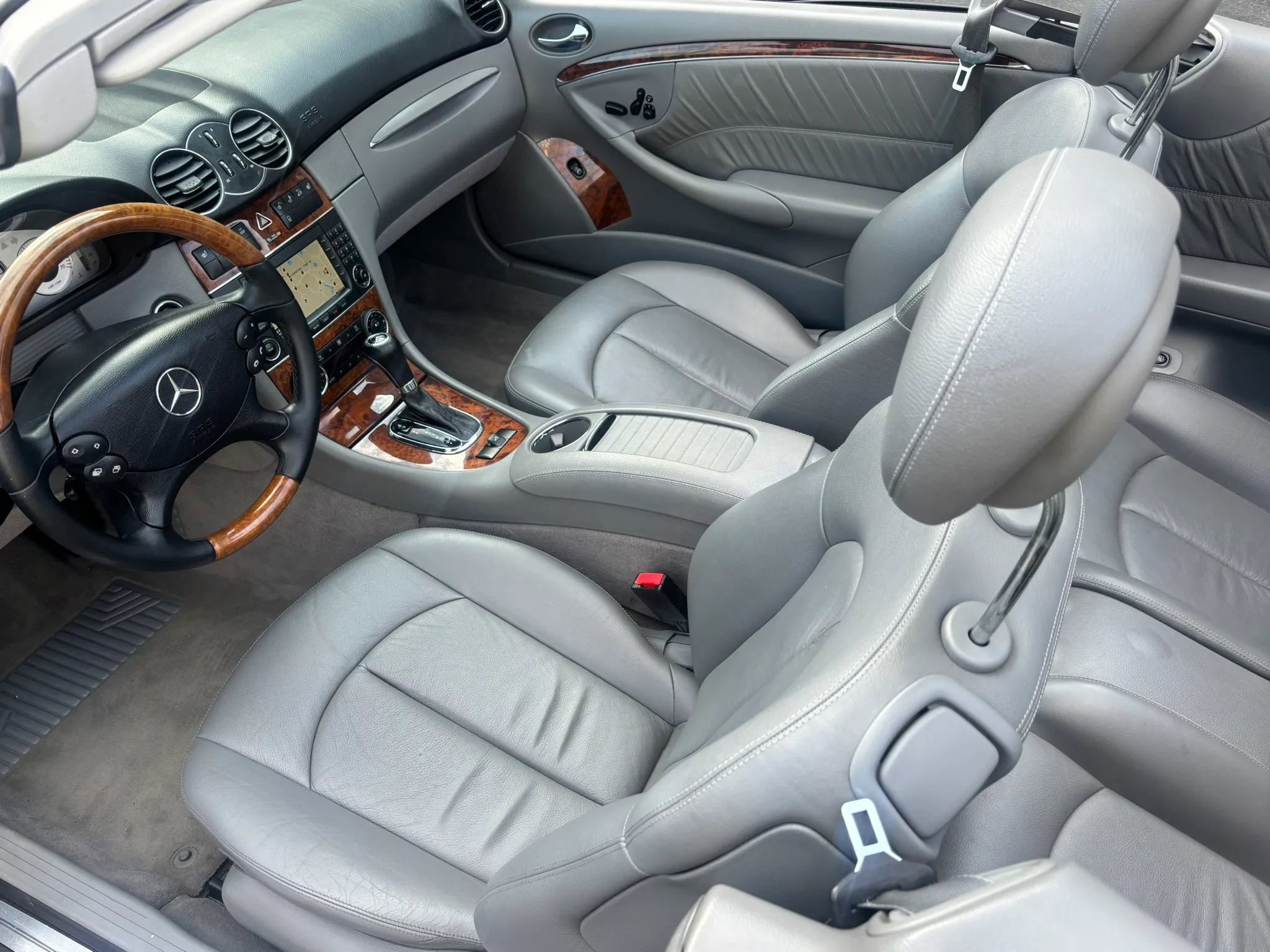 Used 2006 Mercedes-Benz CLK 500 Cabriolet image 23