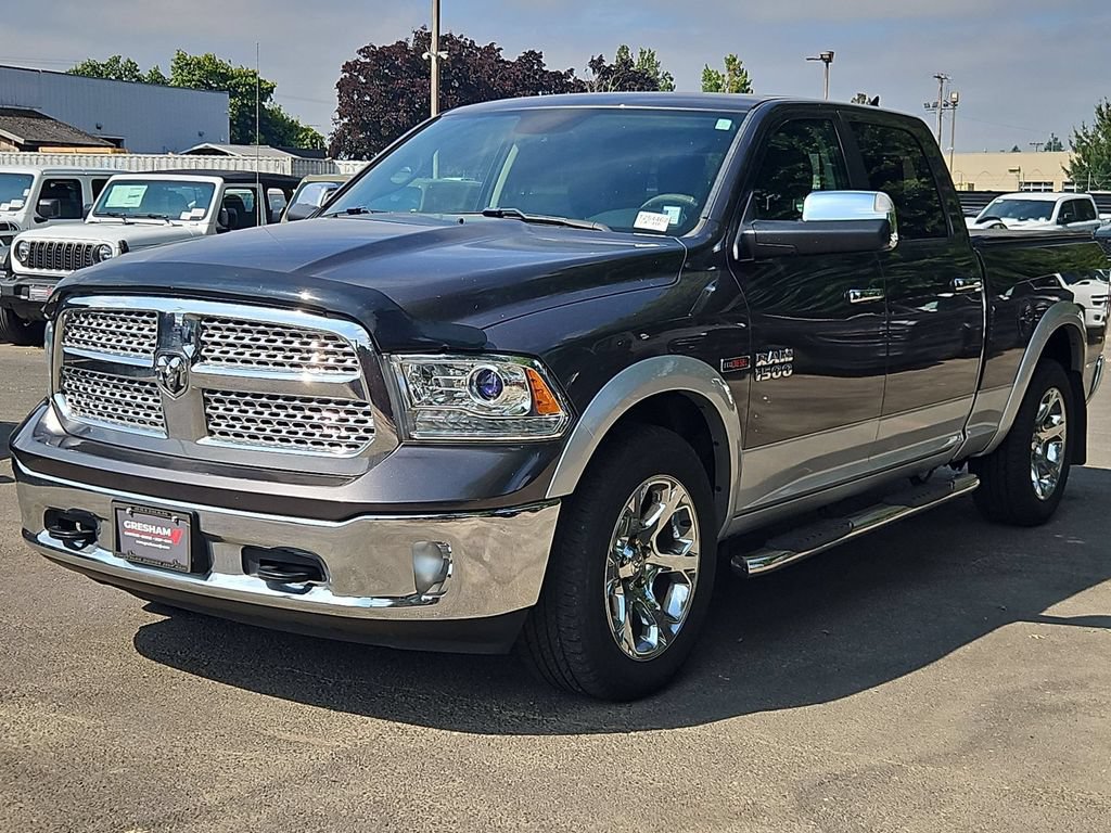 Used 2016 RAM 1500 Laramie w/ Convenience Group AWD/4WD image 3