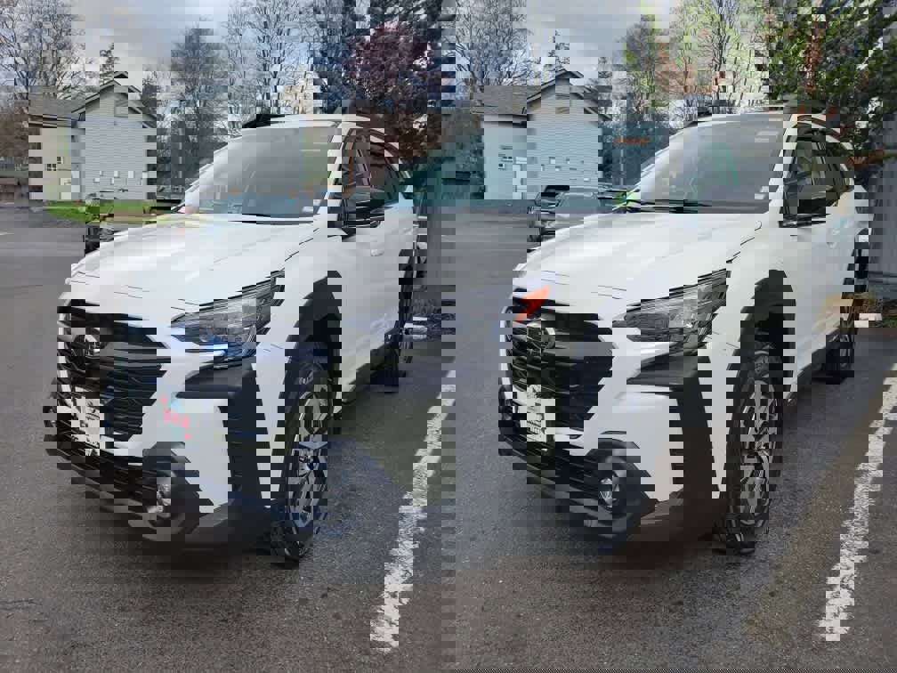 Used 2023 Subaru Outback Premium image 8