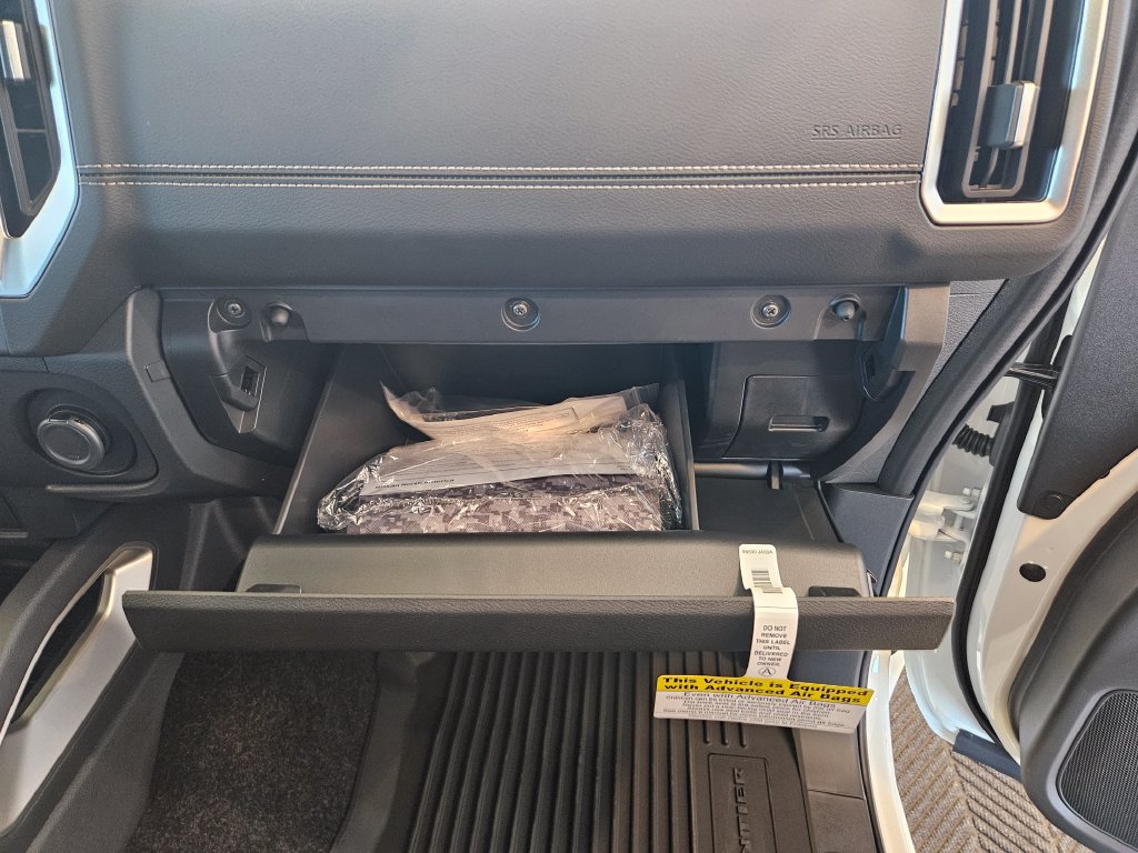 New 2026 Nissan Frontier SV w/ Tow Package AWD/4WD image 28