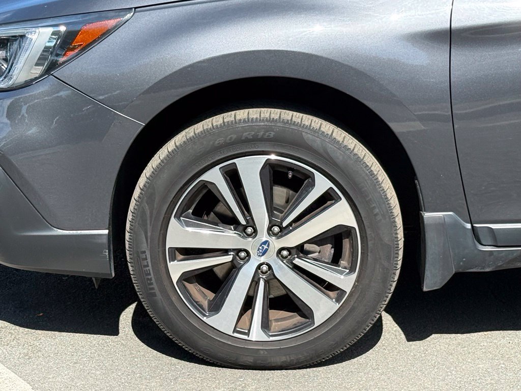 Used 2018 Subaru Outback 2.5i Limited AWD/4WD image 9