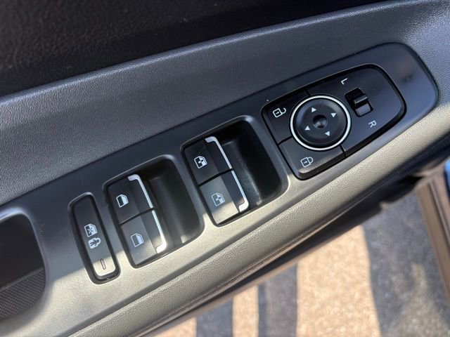 Used 2023 Hyundai Santa Fe SEL image 11