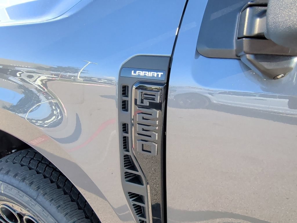New 2027 Ford F250 Lariat w/ Black Appearance Package AWD/4WD image 49