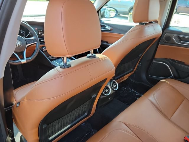 Used 2019 Alfa Romeo Giulia Ti RWD image 24