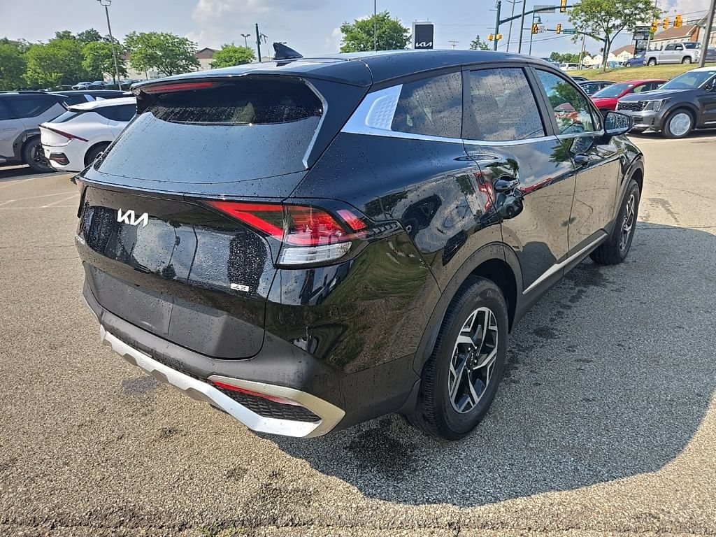 Certified 2023 Kia Sportage LX AWD/4WD image 3