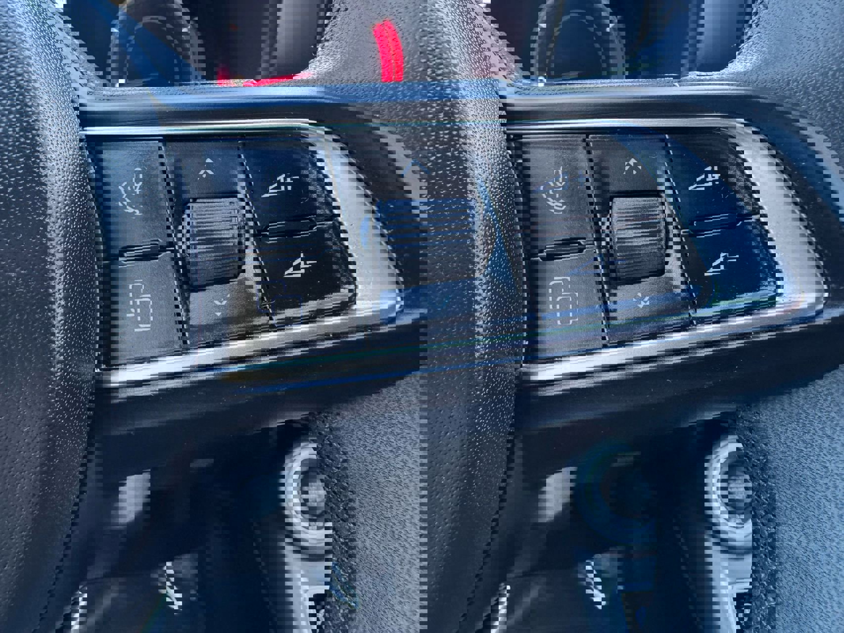 Used 2024 Dodge Hornet GT w/ GT Blacktop Package image 18