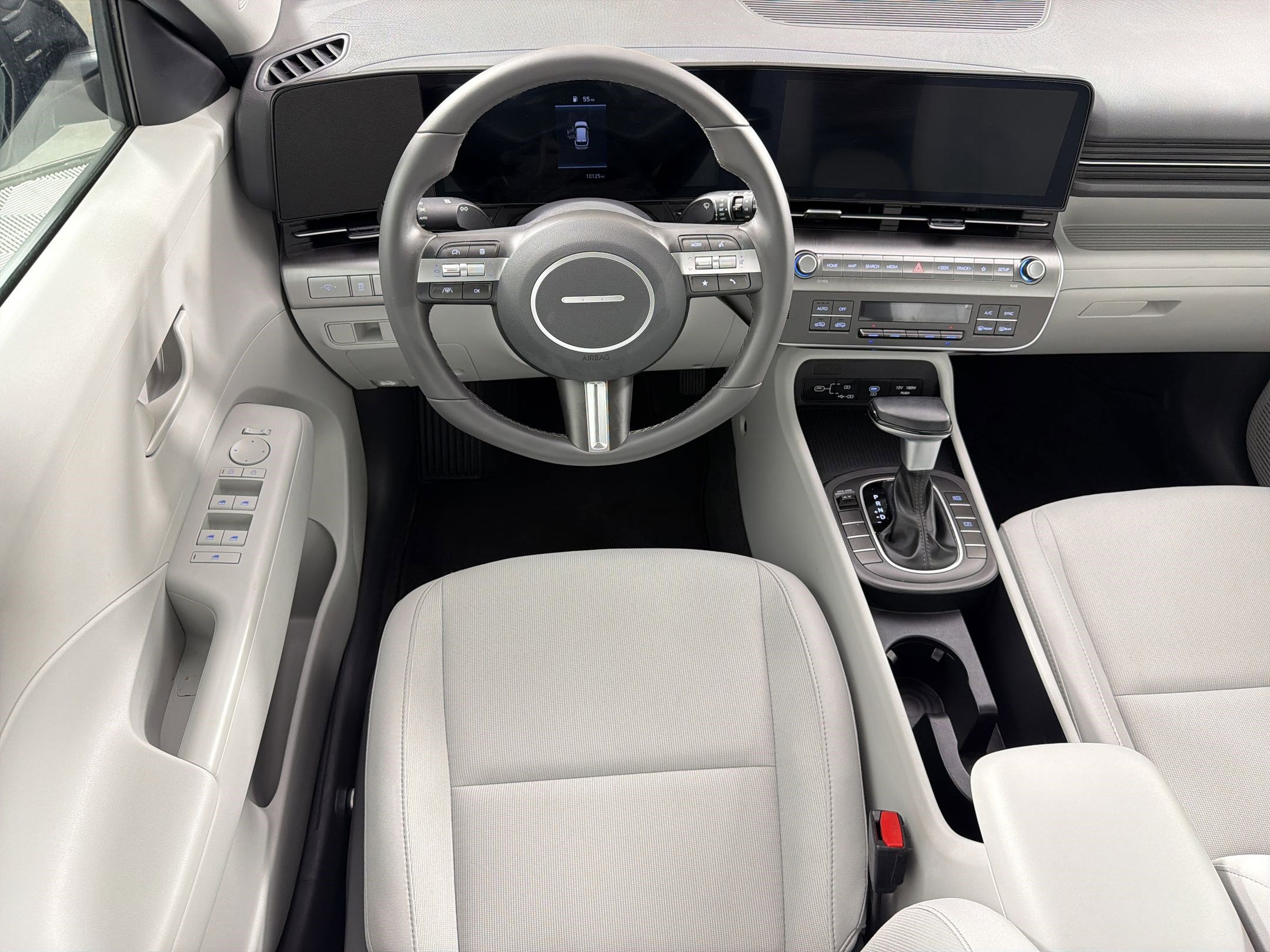 Certified 2025 Hyundai Kona SEL FWD image 26
